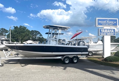 2026 Robalo 226 Cayman Biscayne Blue/White